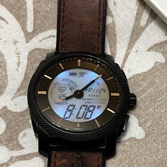 Fossil Gen 6 Hybrid Smartwatch - Picture 9 of 13